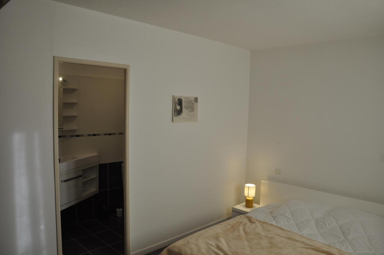 Le Gite Des Cinq Cepages Fréjus 外观 照片