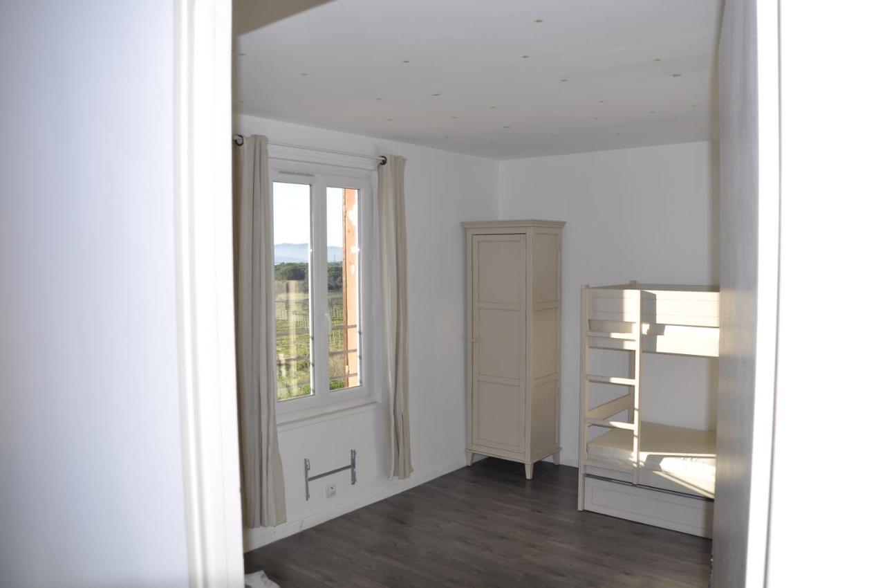 Le Gite Des Cinq Cepages Fréjus 外观 照片